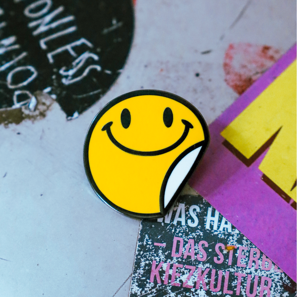 Happy Sticker Pin